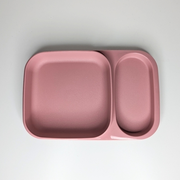Vintage Tupperware Meal Mate plates with lids pink divided plate set of 4 - Picture 2 of 3